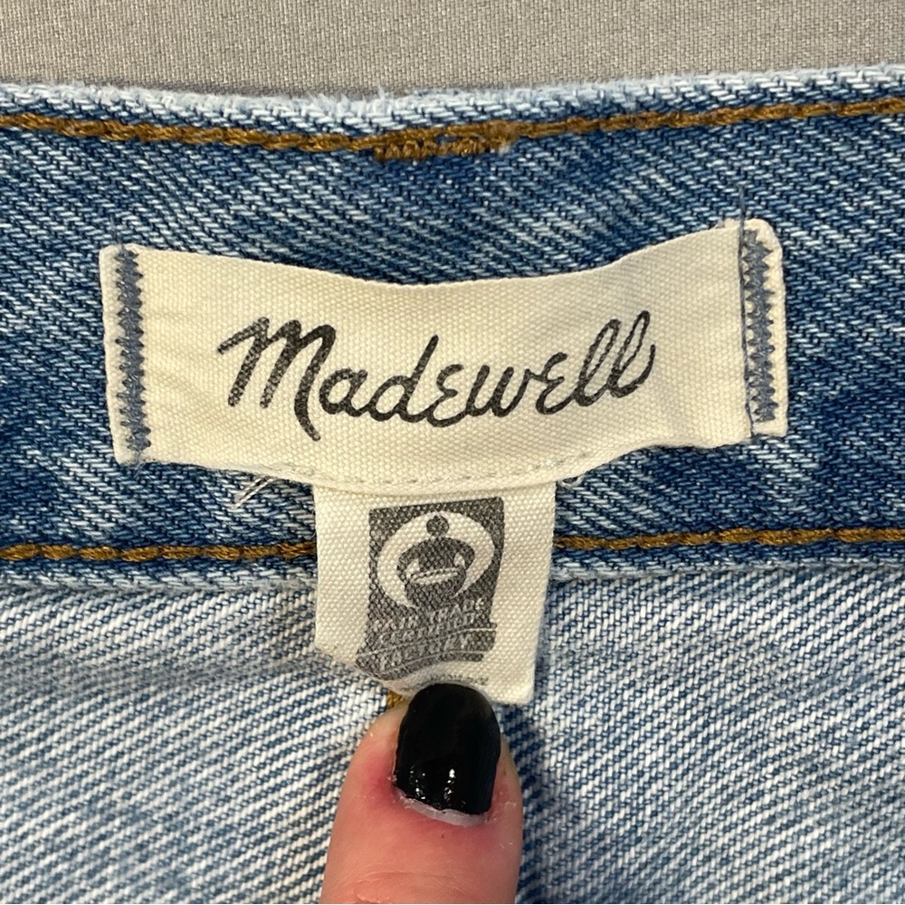 Madewell Relaxed Denim Shorts Rosemount Wash: Destroyed Hem Edition - Womens 28 - Picture 4 of 11